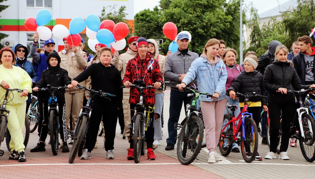 Велопробег, посвященный празднованию Дня России, 90-летию со Дня образования Воронежской области и Дню города! .