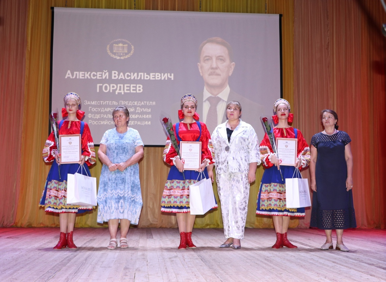 🏥👨‍⚕ Дополнительные фотоматериалы концерта, посвященного Дню медицинского работника.