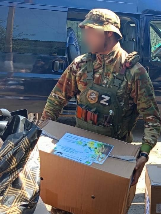 Две волонтерские группы из Бутурлиновского района доставили пасхальные угощения.