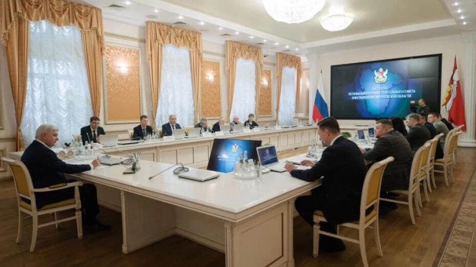 Под руководством губернатора Воронежской области Александра Гусева был впервые рассмотрен проект комплексного развития территории (КТР) за пределами Воронежа - в Бутурлиновке.