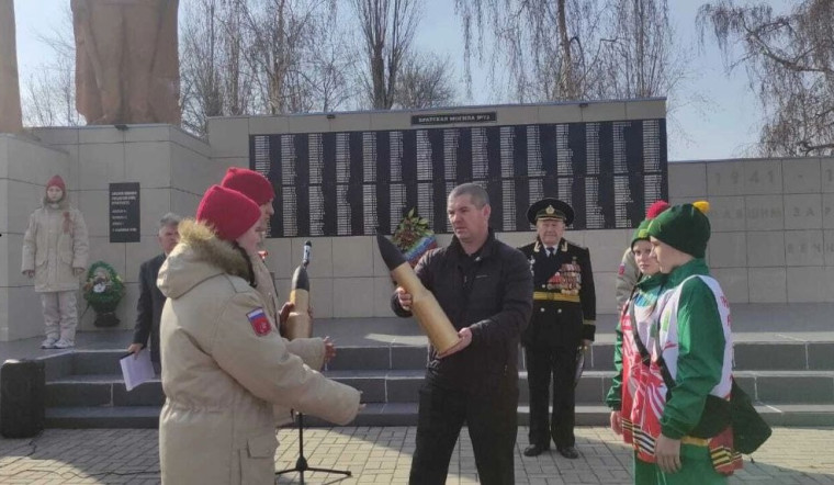В Бутурлиновском районе продолжается "Эстафета Победы". В Бутурлиновском районе продолжается "Эстафета Победы".